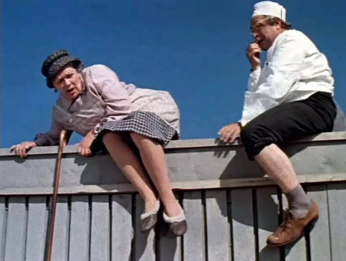 Татьяна Пельтцер в фильме Приключения жёлтого чемоданчика Татьяна Пельтцер в фильме Приключения жёлтого чемоданчика