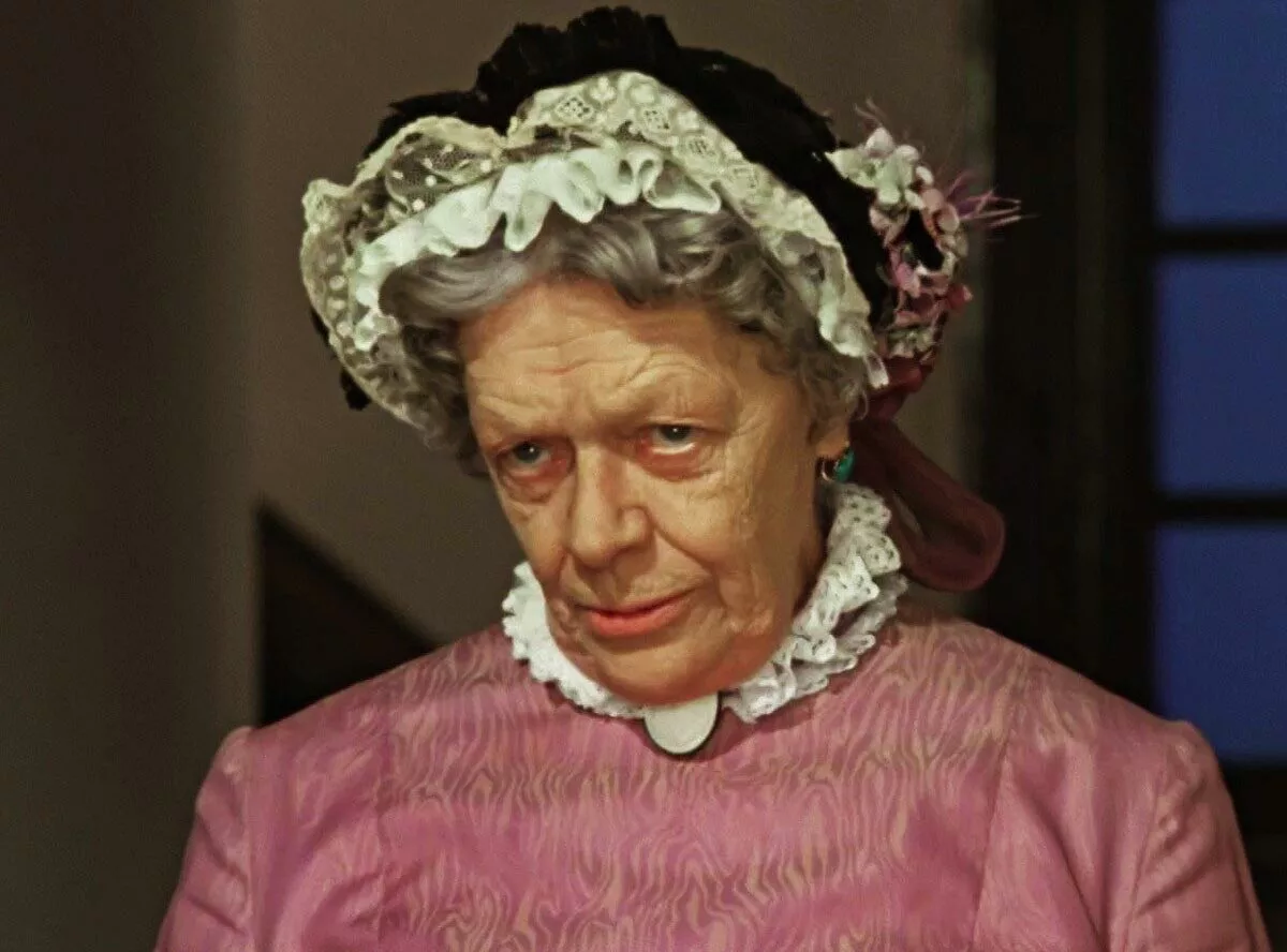 Татьяна Пельтцер в фильме Трое в лодке, не считая собаки Татьяна Пельтцер в фильме Трое в лодке, не считая собаки