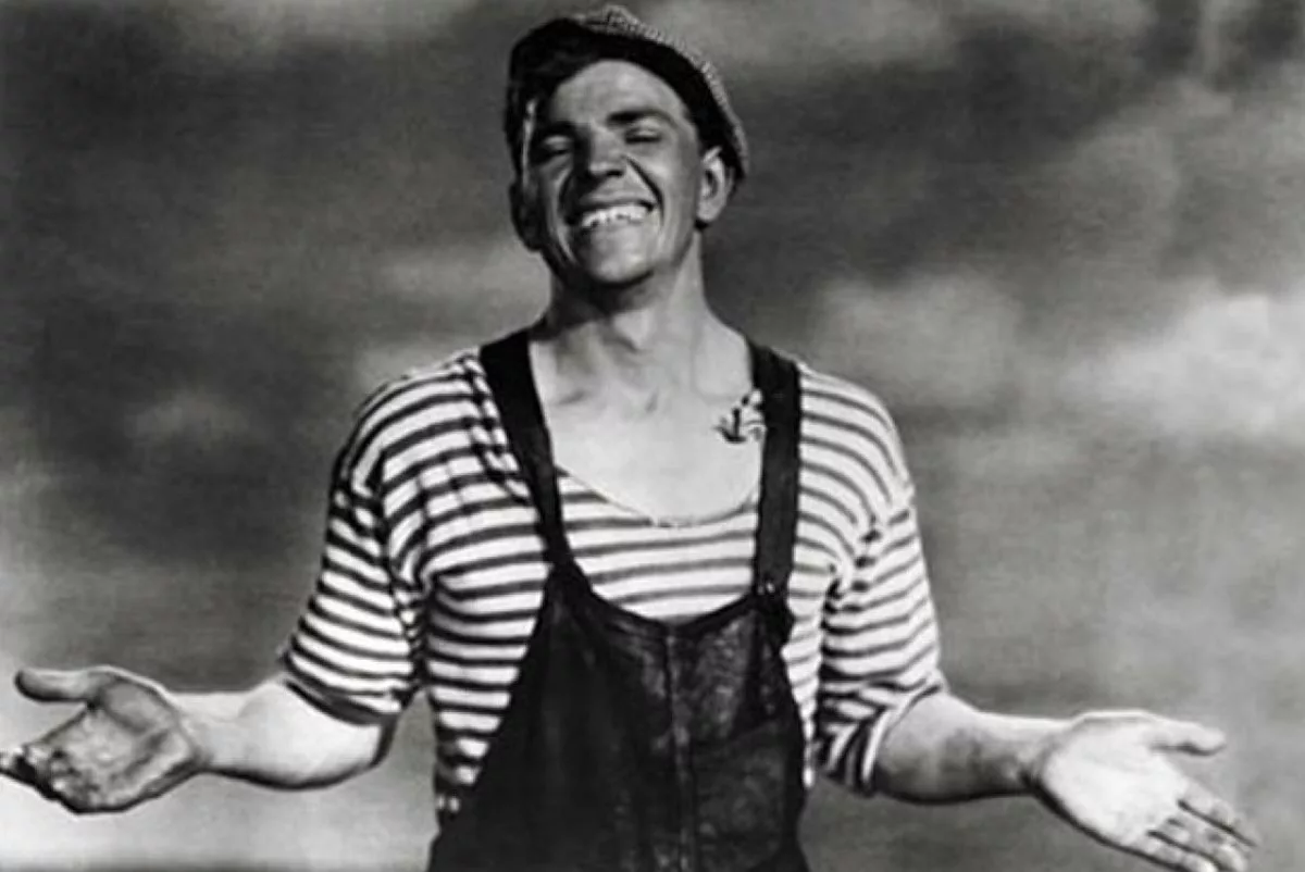 Петр Алейников в фильме Трактористы Петр Алейников в фильме Трактористы