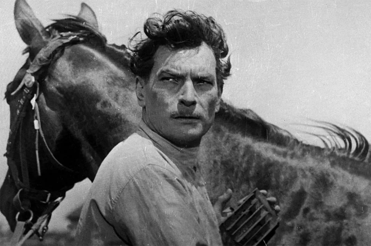 Петр Глебов в фильме Тихий Дон Петр Глебов в фильме Тихий Дон