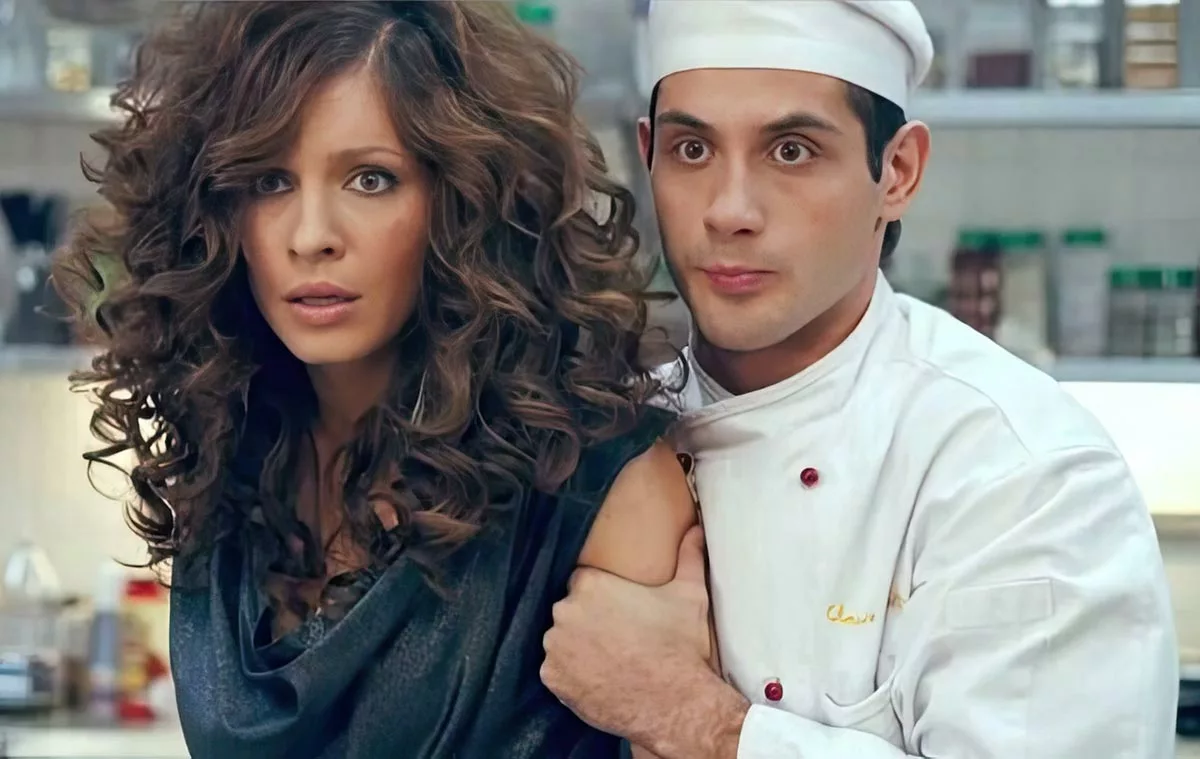 Елена Подкаминская в сериале Кухня Елена Подкаминская в сериале Кухня