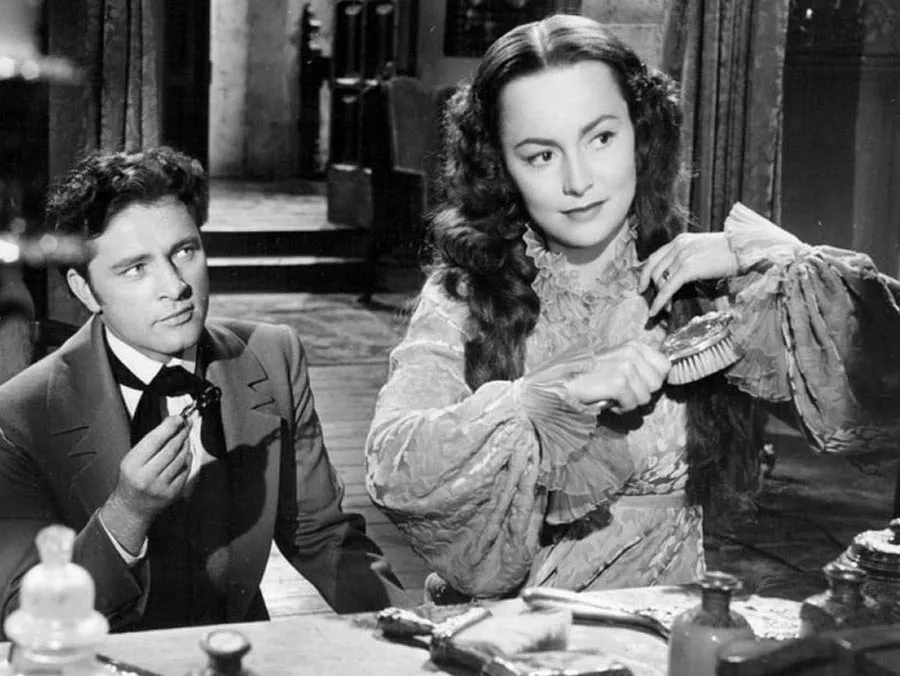 Ричард Бёртон в фильме Моя кузина Рэйчел Ричард Бёртон в фильме Моя кузина Рэйчел