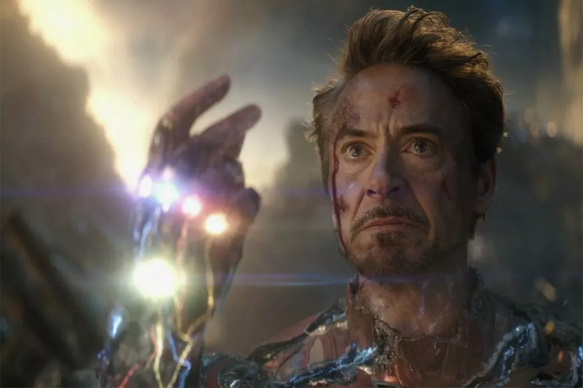 Роберт Дауни младший в фильме Мстители: Финал