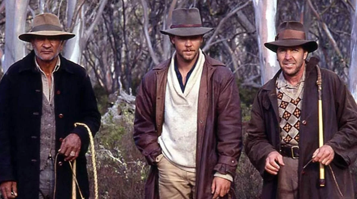 Расселл Кроу в фильме Серебряный ветер Расселл Кроу в фильме Серебряный ветер