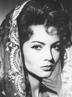 Сара Монтьель