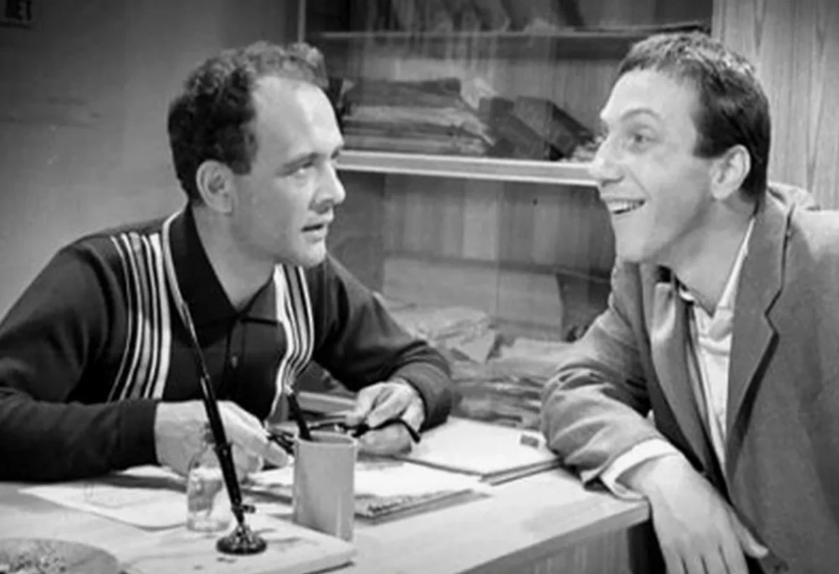 Савелий Крамаров в фильме Чёрт с портфелем Савелий Крамаров в фильме Чёрт с портфелем