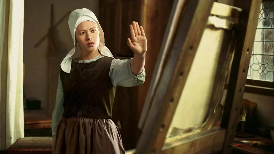 Скарлетт Йоханссон в фильме Девушка с жемчужной серёжкой Скарлетт Йоханссон в фильме Девушка с жемчужной серёжкой