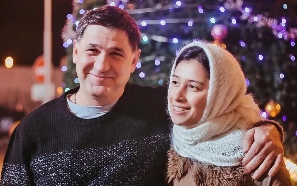 Сергей Пускепалис в сериале А у нас во дворе...