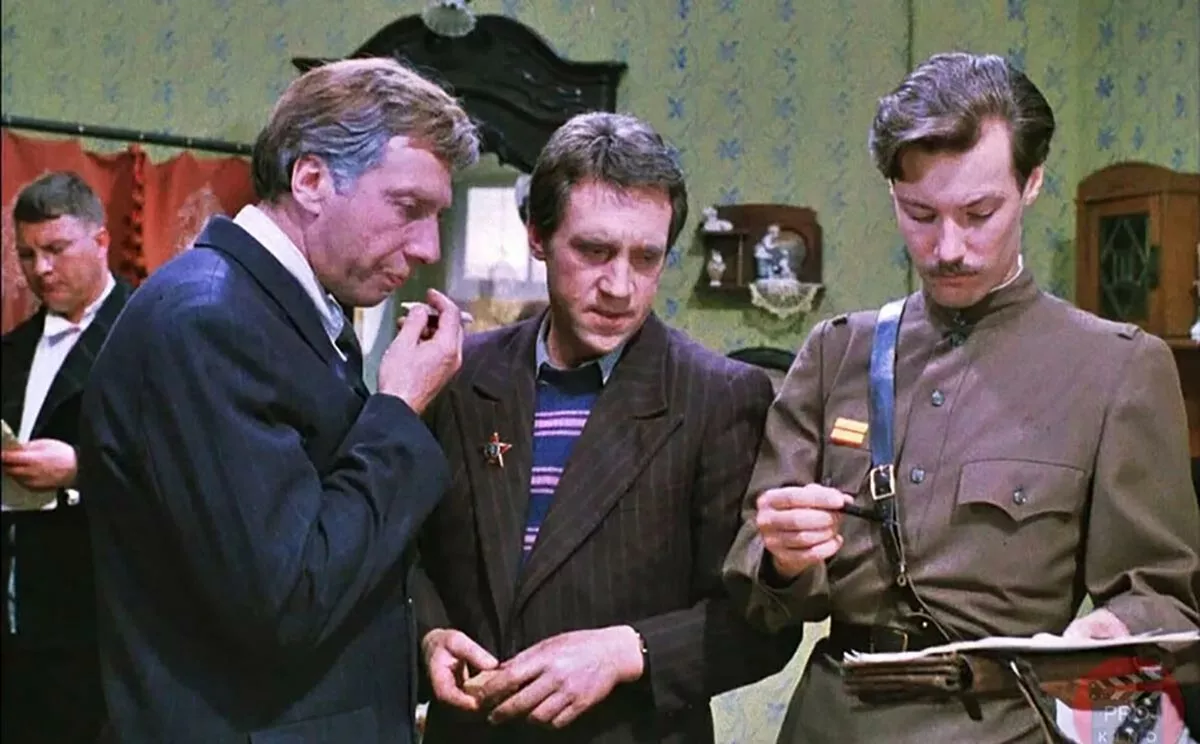 Сергей Юрский в фильме Место встречи изменить нельзя