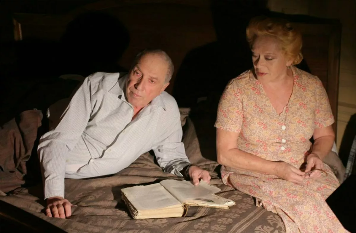 Сергей Юрский в фильме Полторы комнаты, или Сентиментальное путешествие на родину