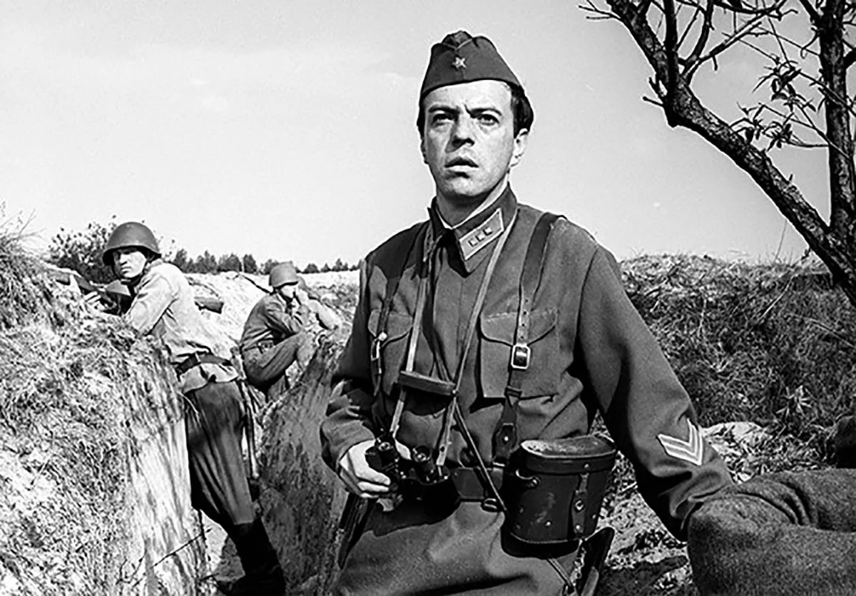 Вячеслав Шалевич в фильме Город под липами