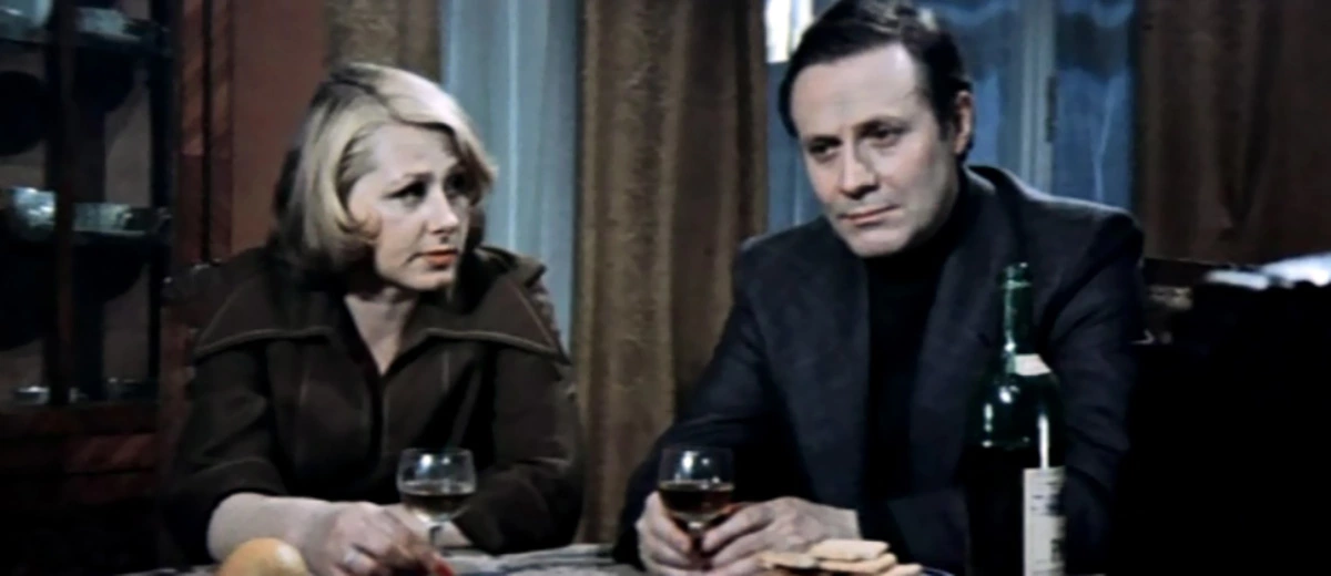 Юрий Соломин в фильме Школьный вальс