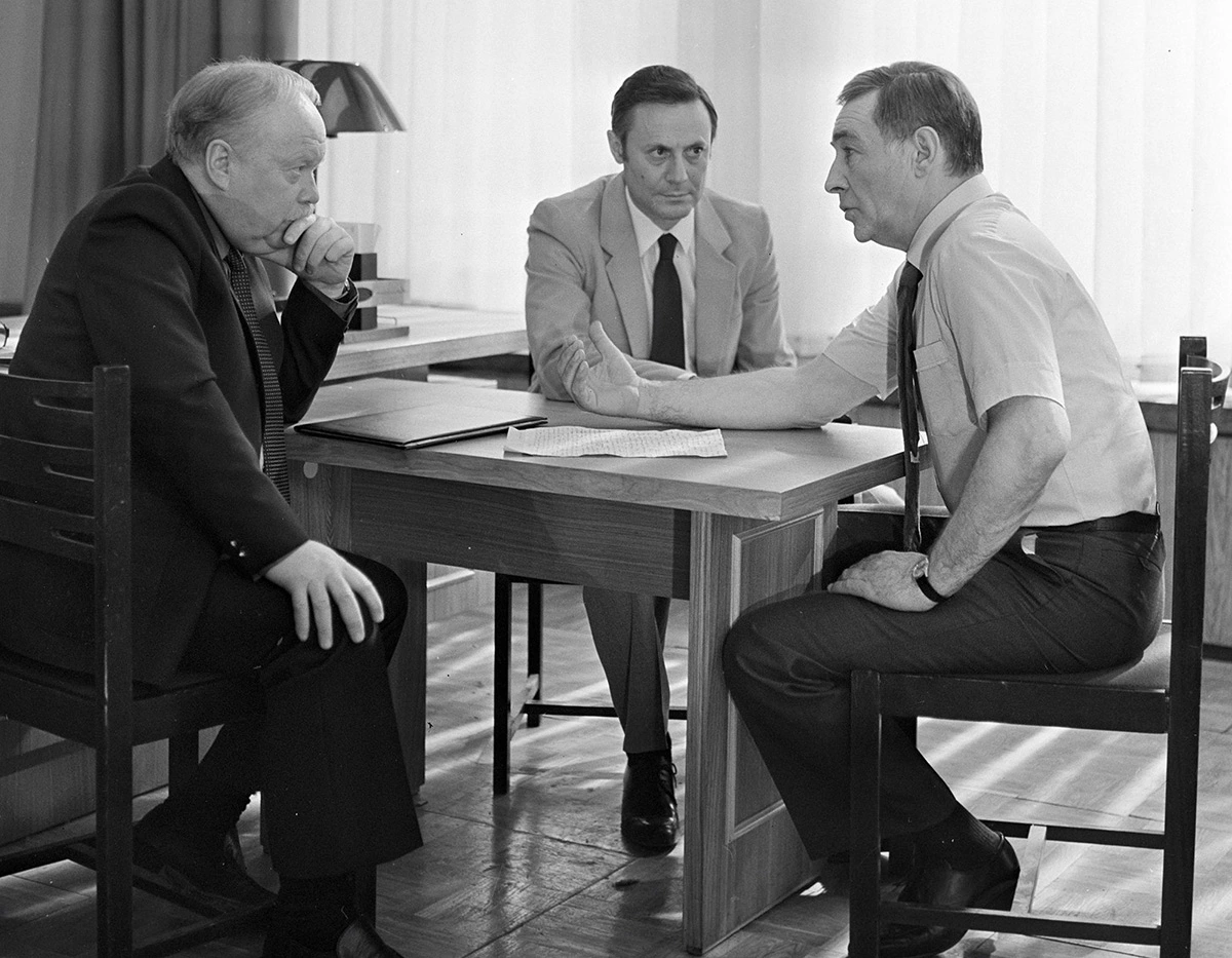 Юрий Соломин в фильме ТАСС уполномочен заявить...