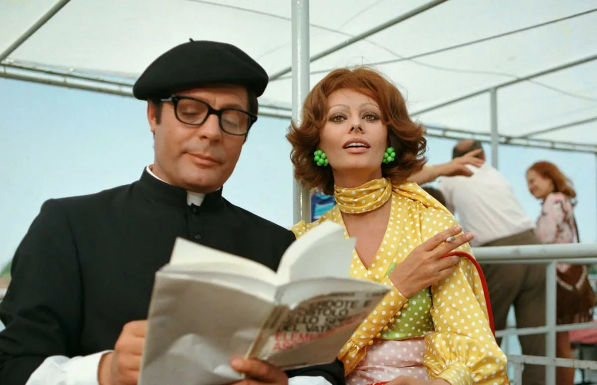 Софи Лорен в фильме Жена священника Софи Лорен в фильме Жена священника