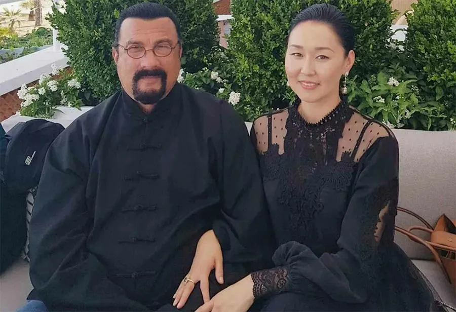 Стивен Сигал и Эрдэнэтуи Бацух 2