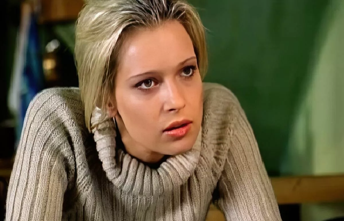 Олеся Судзиловская в фильме Мусорщик 2 Олеся Судзиловская в фильме Мусорщик