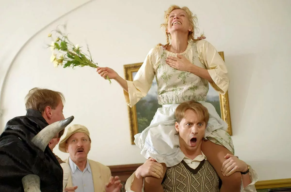 Олеся Судзиловская в сериале Орлова и Александров Олеся Судзиловская в сериале Орлова и Александров 2