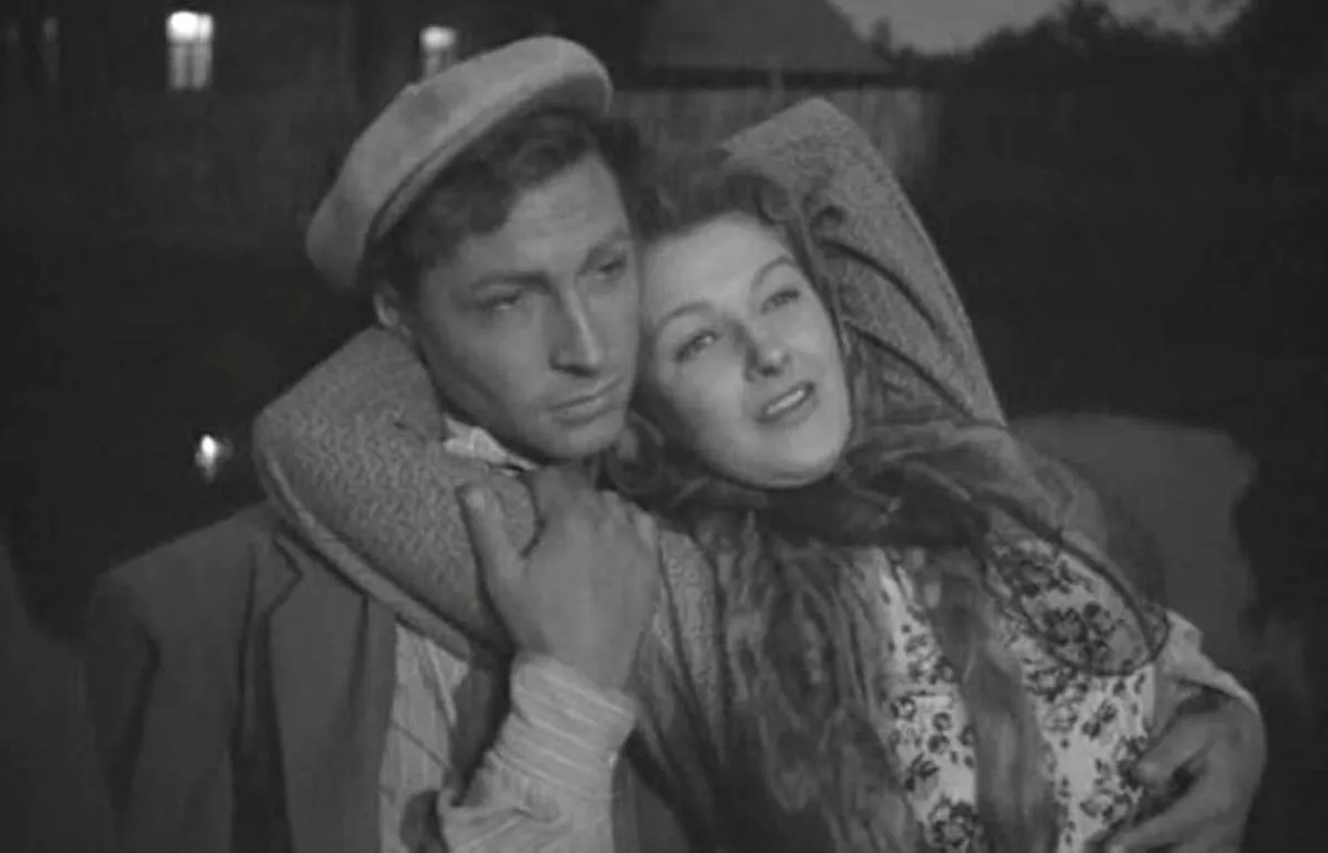 Светлана Дружинина в фильме Дело было в Пенькове