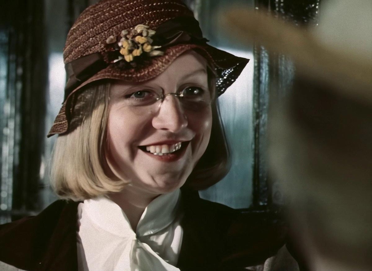 Светлана Крючкова в фильме Безымянная звезда