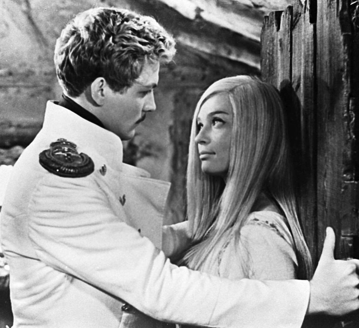 Светлана Светличная в фильме Герой нашего времени Светлана Светличная в фильме Герой нашего времени