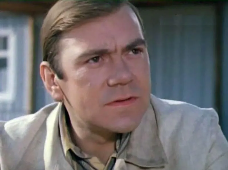 Вадим Яковлев в фильме Человек меняет кожу