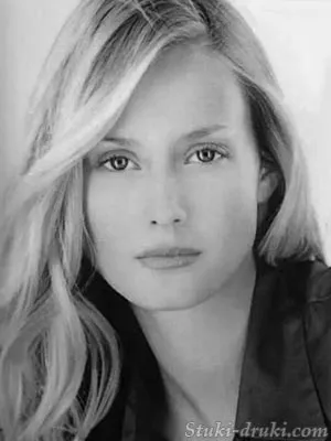 Ванеса Лоренцо