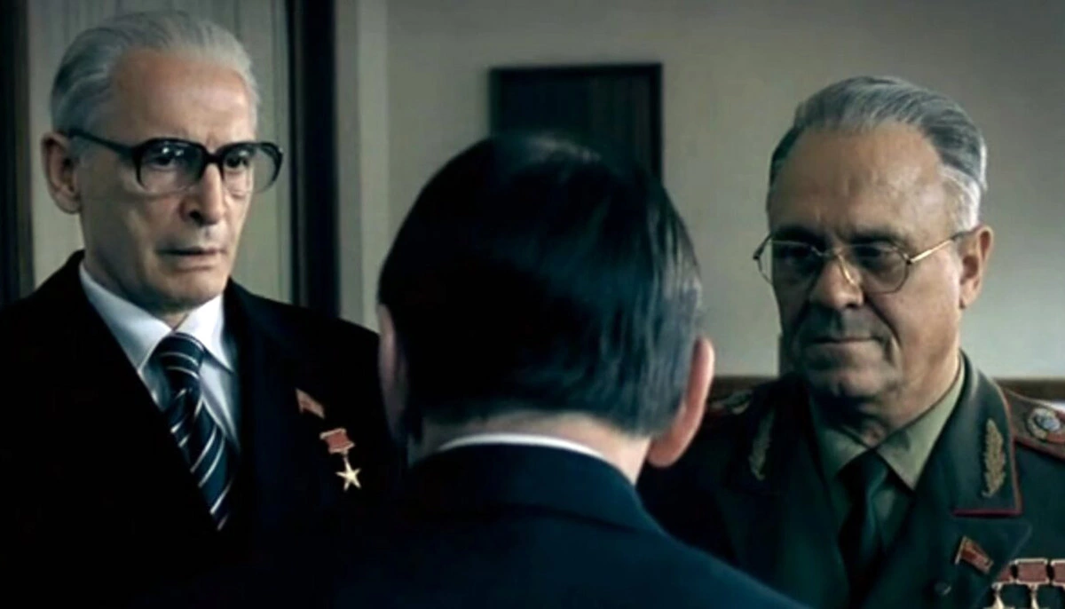 Василий Лановой в сериале Брежнев Василий Лановой в сериале Брежнев