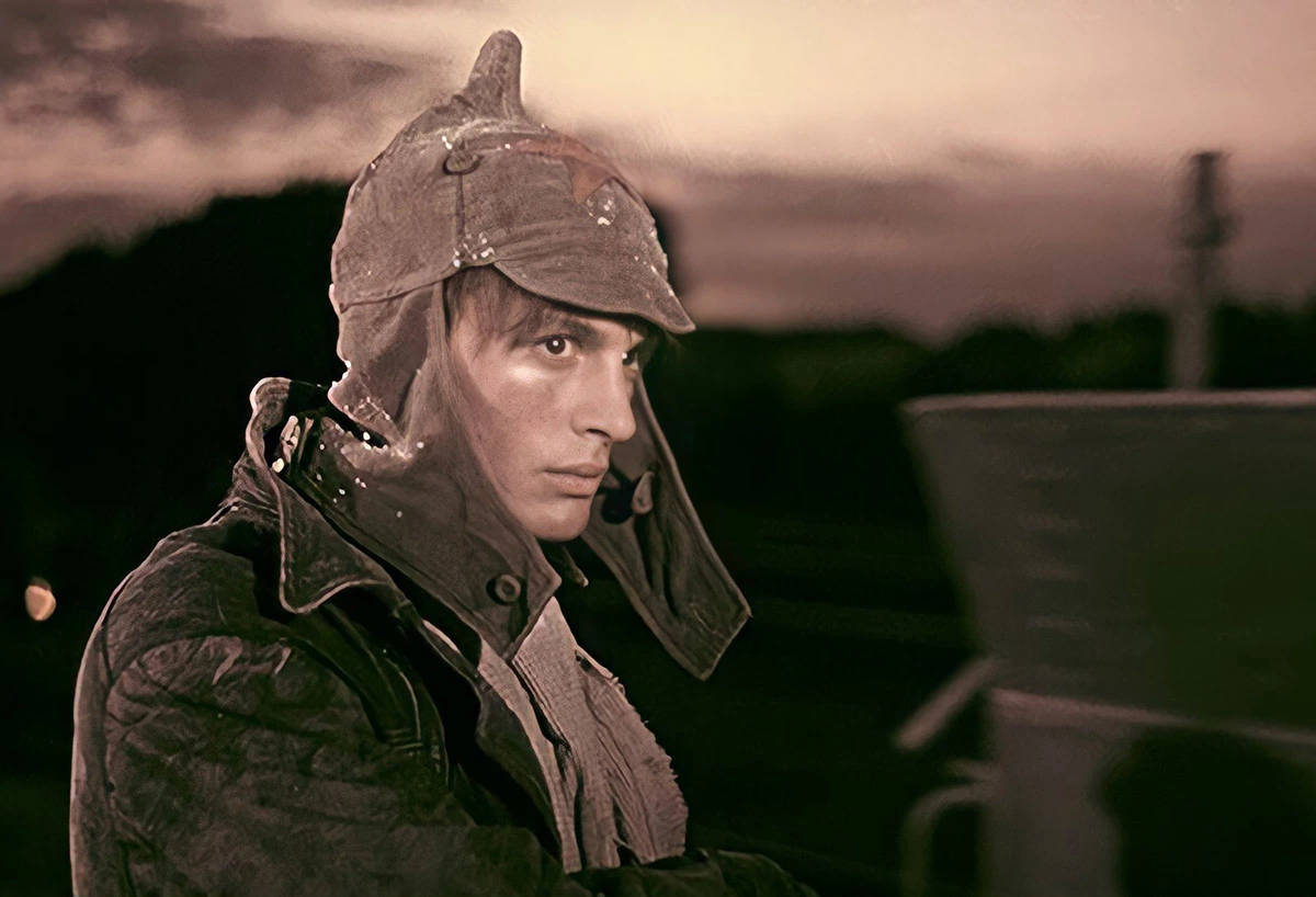 Василий Лановой в фильме Павел Корчагин Василий Лановой в фильме Павел Корчагин