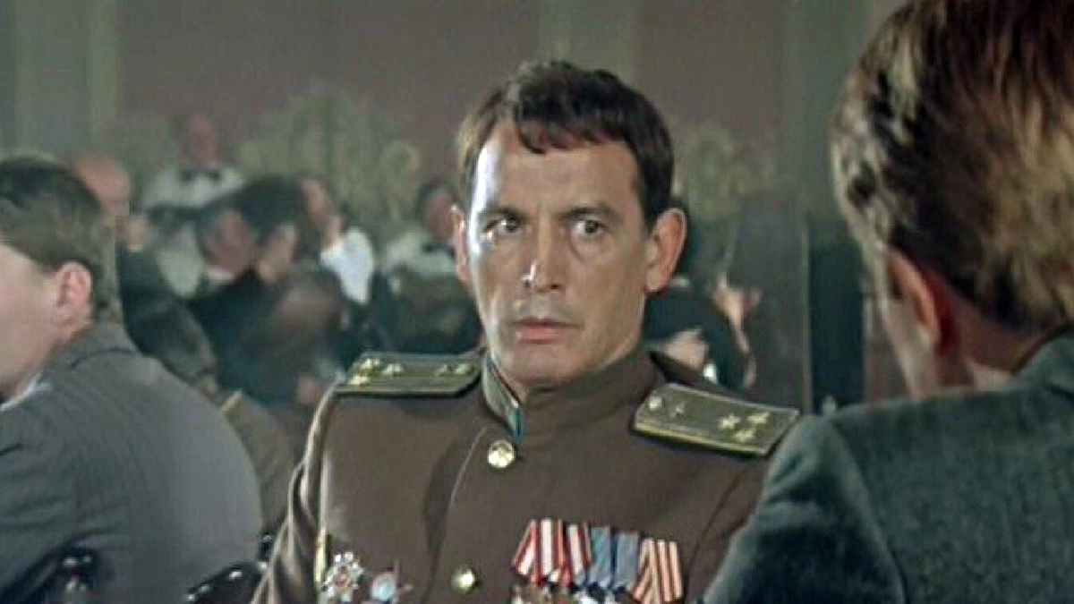 Василий Лановой в фильме Приступить к ликвидации Василий Лановой в фильме Приступить к ликвидации