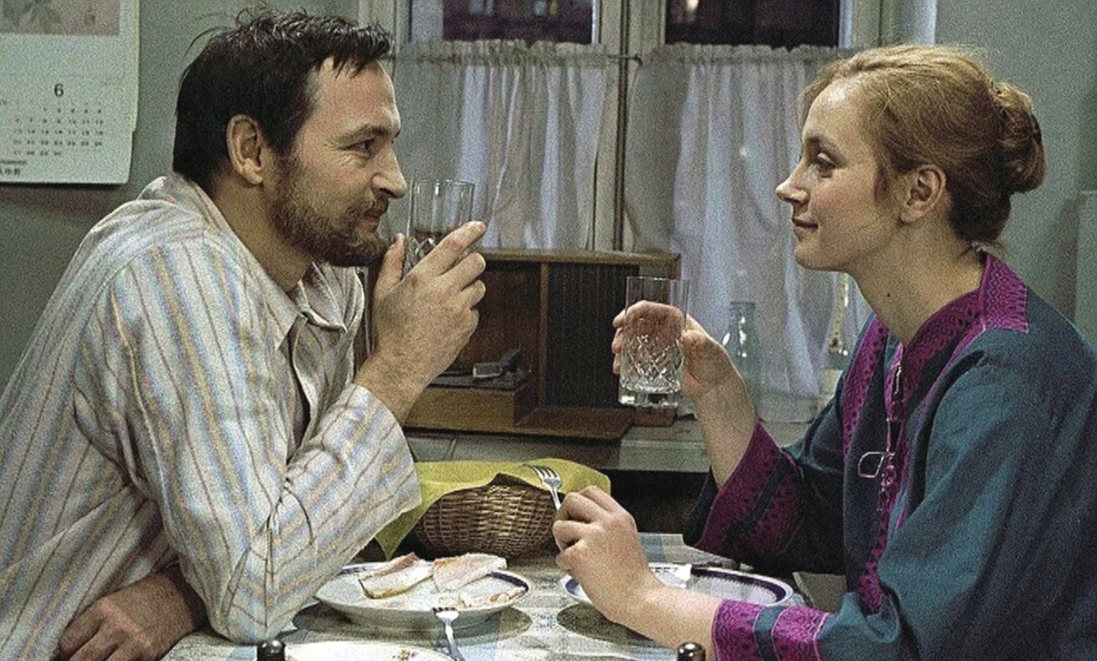 Василий Лановой в фильме Странная женщина Василий Лановой в фильме Странная женщина