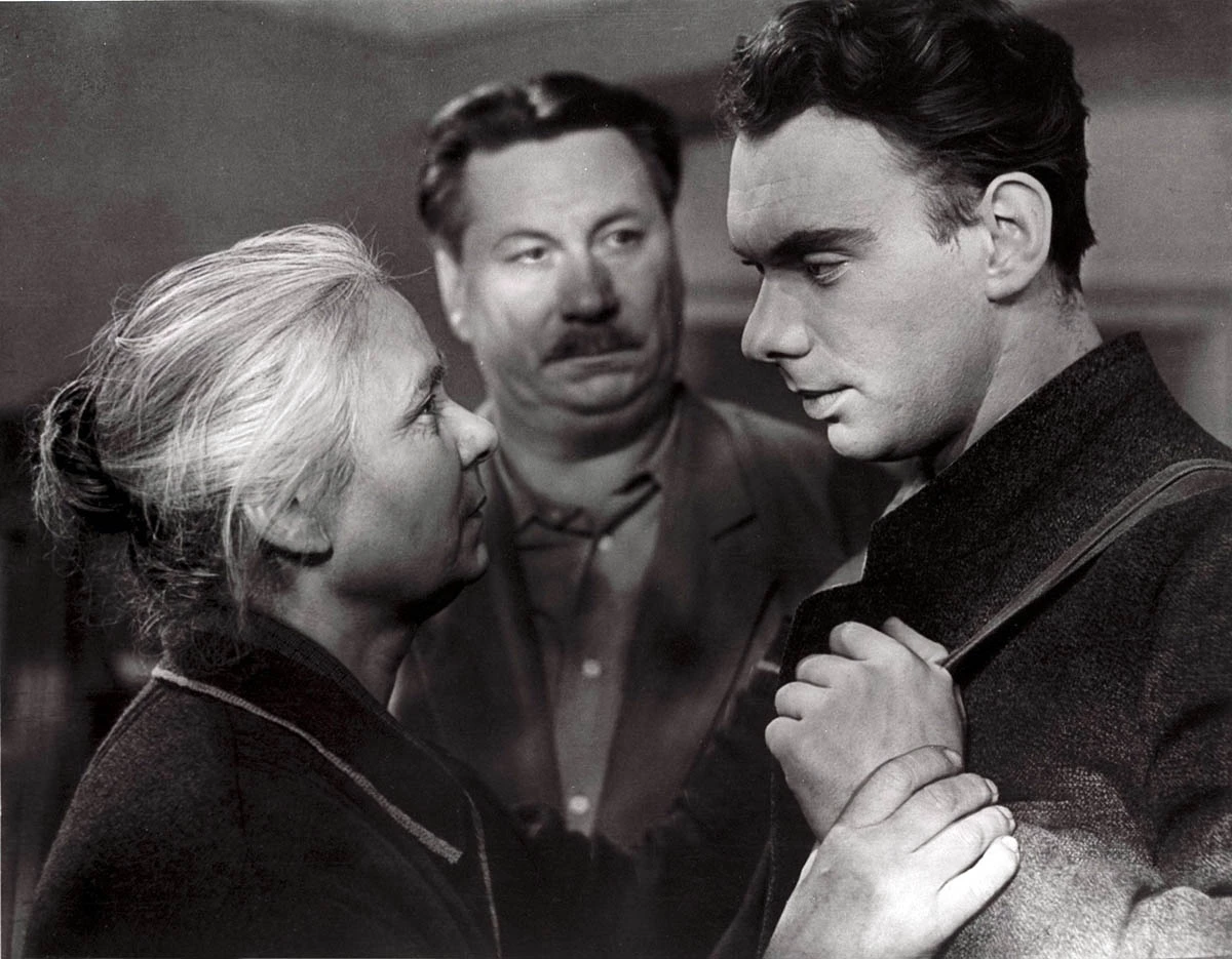 Василий Меркурьев в фильме Летят журавли Василий Меркурьев в фильме Летят журавли