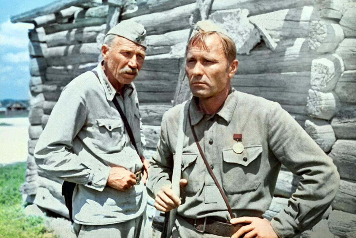 Василий Шукшин в фильме Они сражались за Родину 3