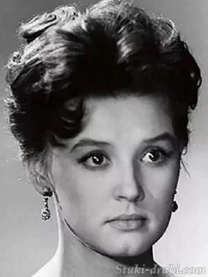 Вера Алентова