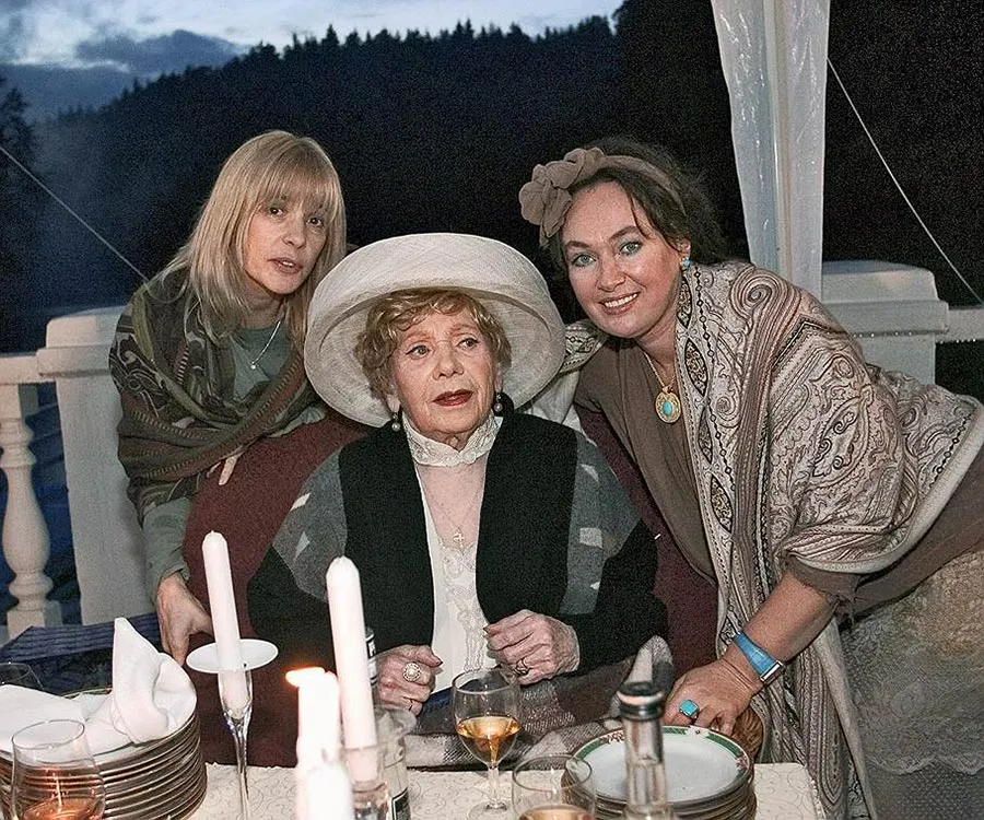 Вера Глаголева в фильме Наследницы