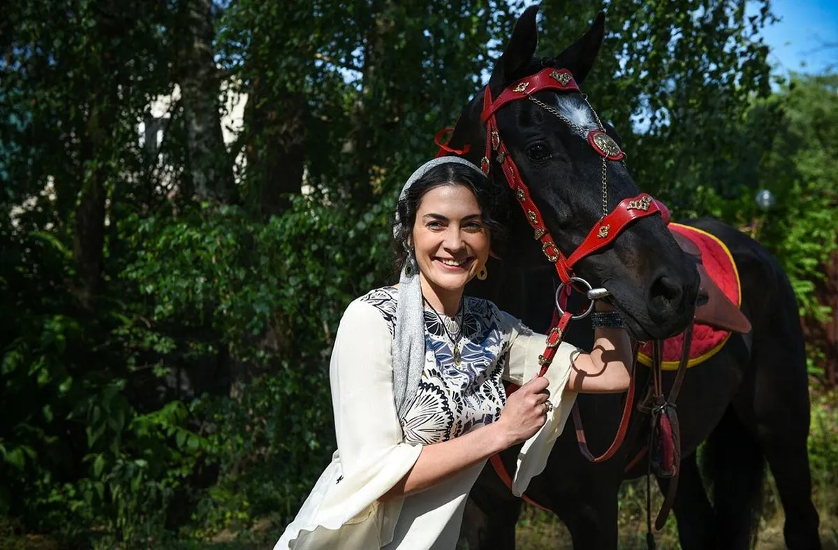 Виктория Полторак в сериале Цыганка Виктория Полторак в сериале Цыганка