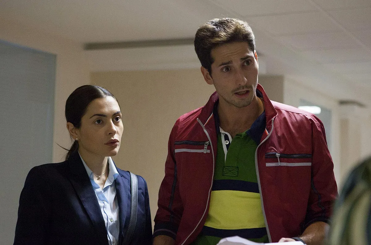 Виктория Полторак в сериале Версия Виктория Полторак в сериале Версия