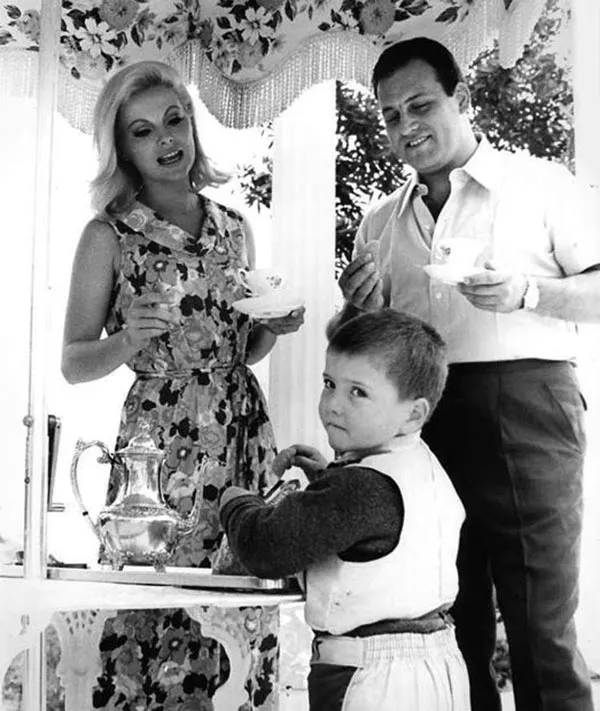 Вирна Лизи и Франко Пески 3