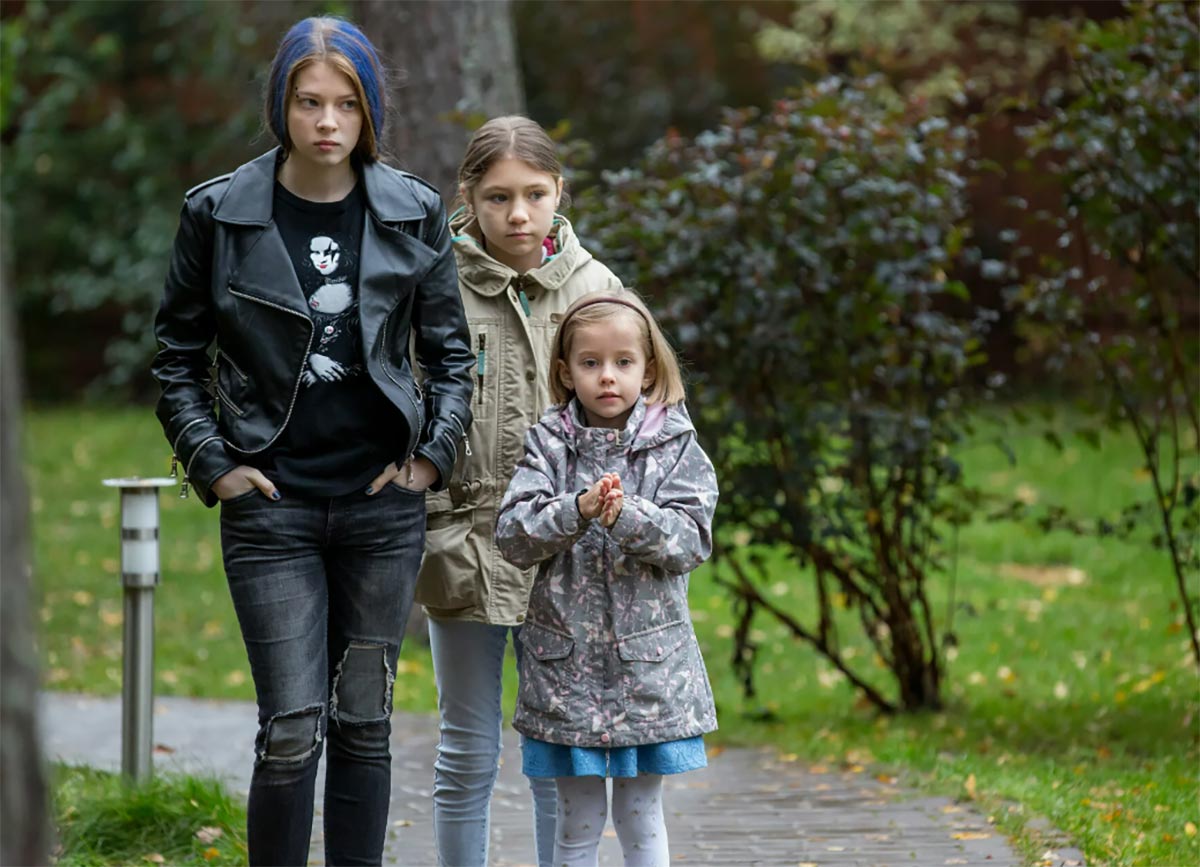 Виталия Корниенко в сериале Держи меня за руку