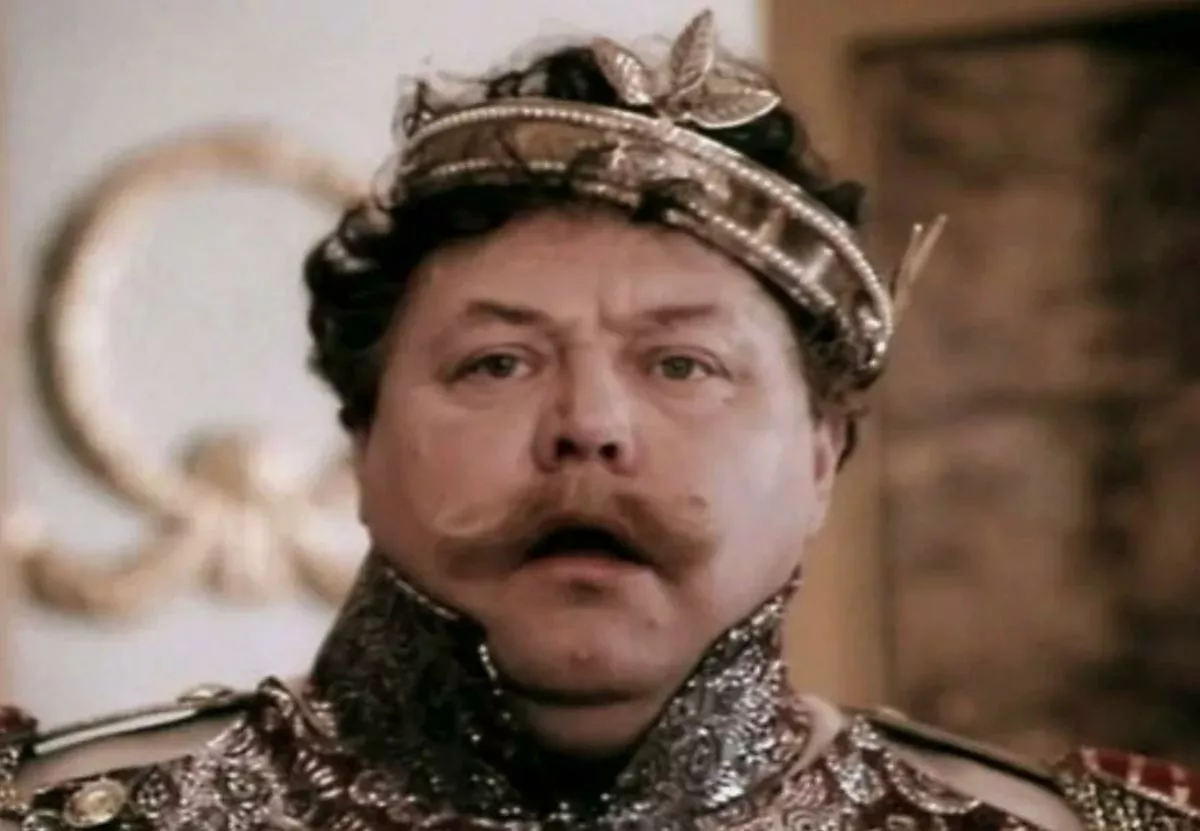 Вячеслав Невинный в фильме Не покидай...