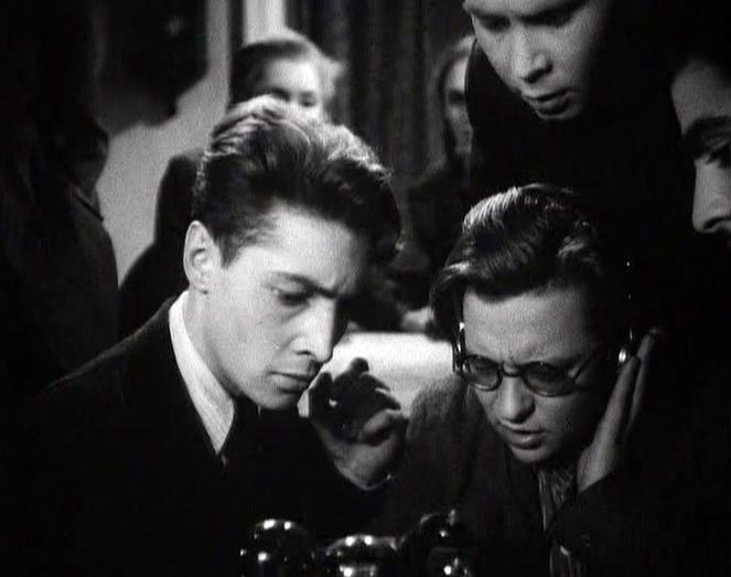 Вячеслав Тихонов в фильме Молодая гвардия Вячеслав Тихонов в фильме Молодая гвардия