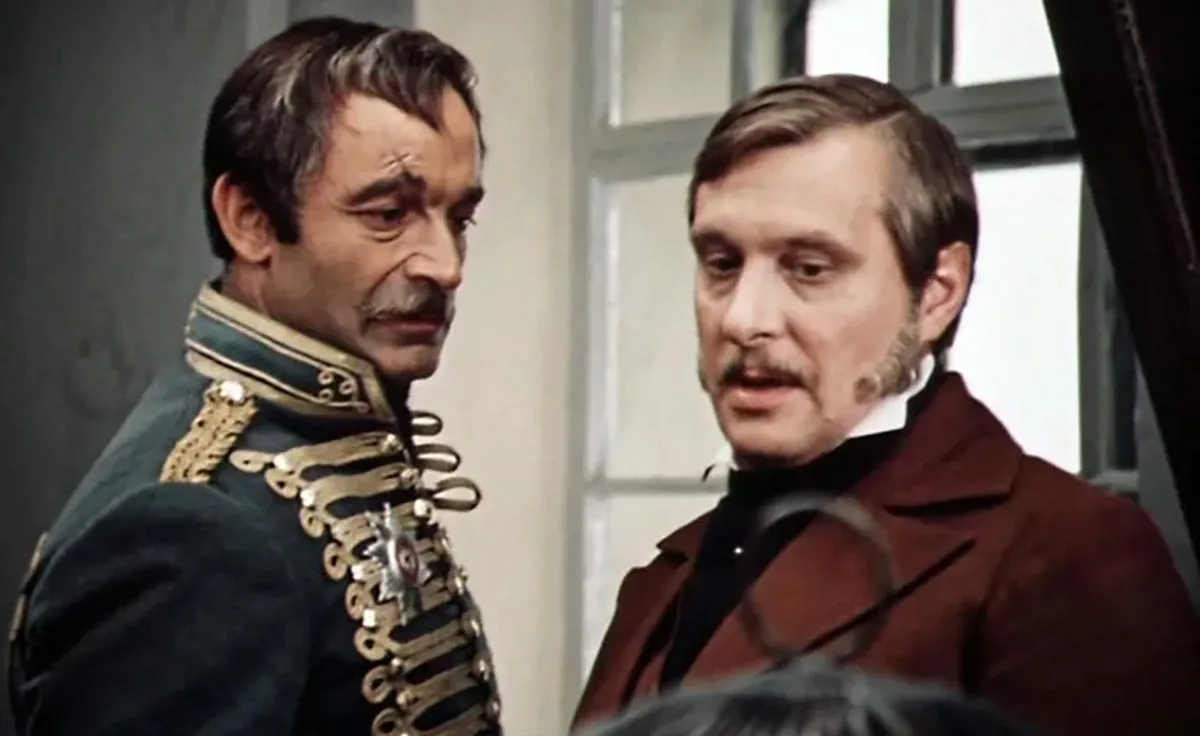 Валентин Гафт в фильме О бедном гусаре замолвите слово Валентин Гафт в фильме О бедном гусаре замолвите слово