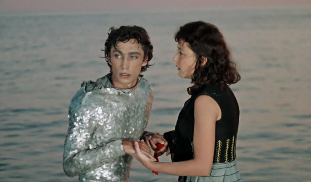 Владимир Коренев в фильме Человек-амфибия 7