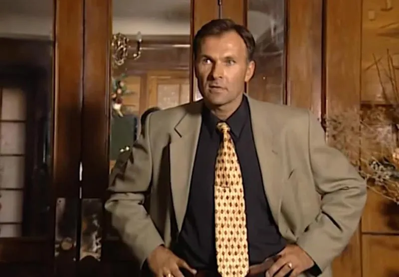 Владимир Литвинов в сериале Бандитский Петербург - 2 (Адвокат)