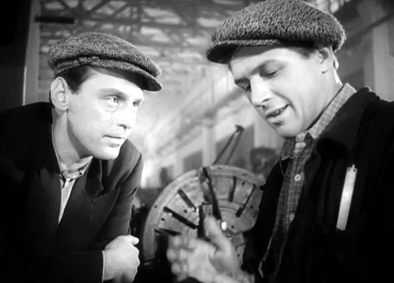 Всеволод Сафонов в фильме Дело пёстрых