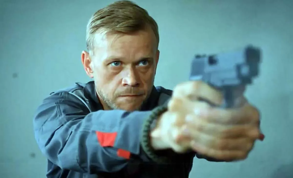 Яков Шамшин в сериале Стражи Отчизны Яков Шамшин в сериале Стражи Отчизны