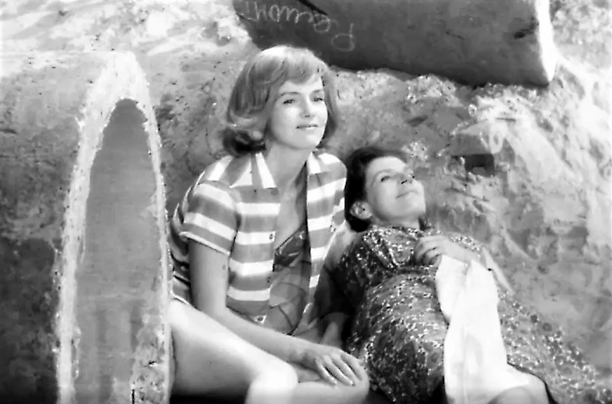 Юлия Борисова в фильме Иркутская история