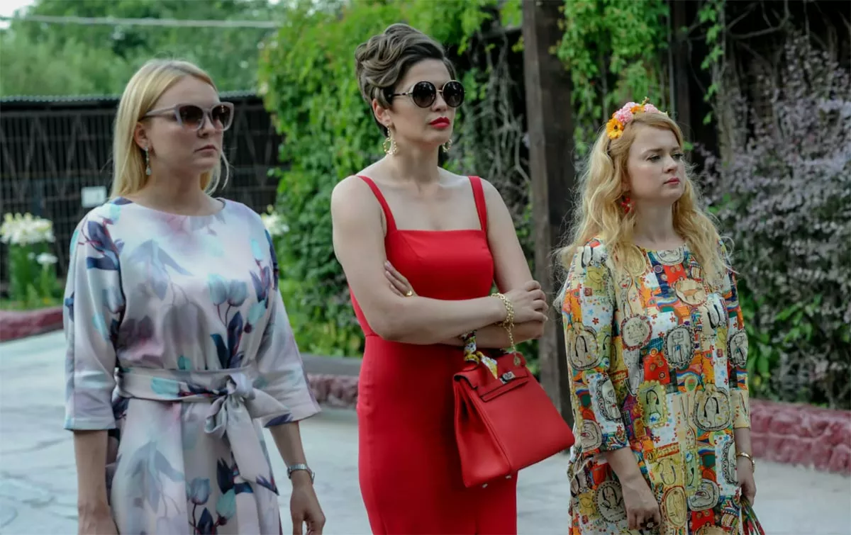 Юлия Галкина в фильме Вы мне подходите Юлия Галкина в фильме Вы мне подходите