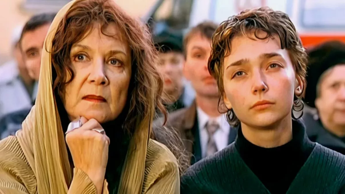 Юлия Маврина в фильме Письма к Эльзе 4