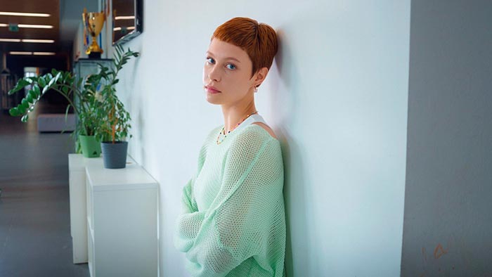 кадр 16 лет и 9 месяцев 3