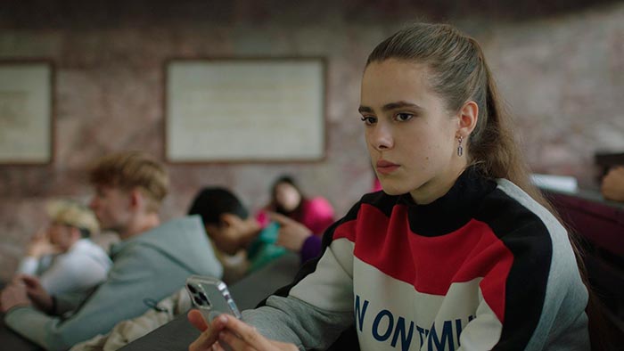 Сериал «20/22» (2024) - сюжет, актеры и роли, кадры из сериала